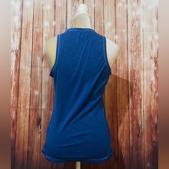 Women’s Medium Tank Top Adidas Blue Soft Stretch Racerback U Neck - Picture 7 of 11